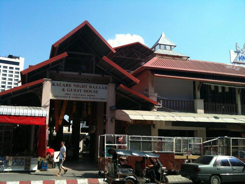 Kalare Night Bazaar Guesthouse チエンマイ エクステリア 写真